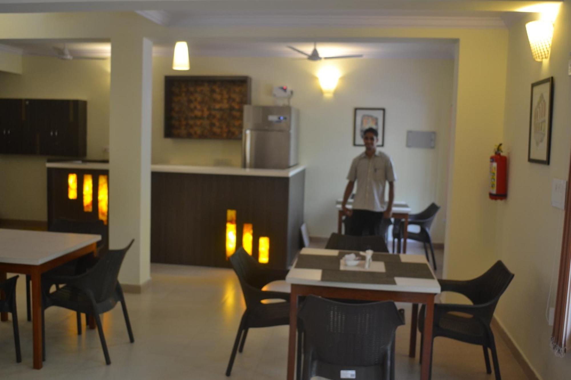 The Majorda Pristinne Hotel Екстериор снимка